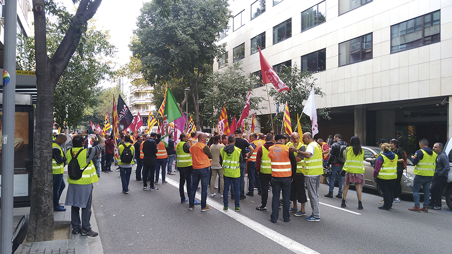 Los sindicatos mantienen la huelga del sector mercanc&iacute;as y log&iacute;stico en Barcelona