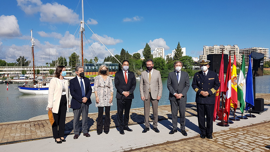 La expedici&oacute;n suiza para estudiar el coral en el Mar Rojo comienza en el Puerto de Sevilla