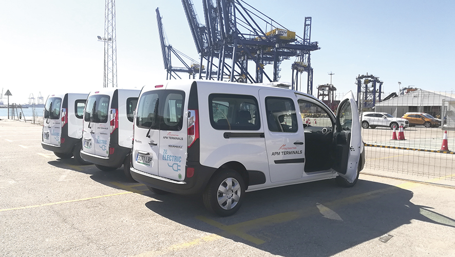 APM Terminals Valencia incorpora cuatro nuevos veh&iacute;culos el&eacute;ctricos a su flota