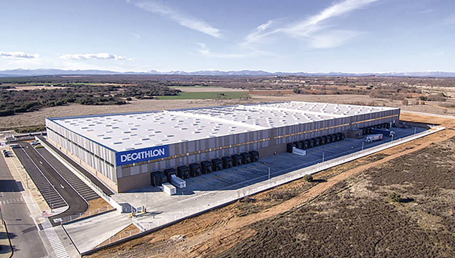 Decathlon pone en marcha su nuevo centro log&iacute;stico de Le&oacute;n.