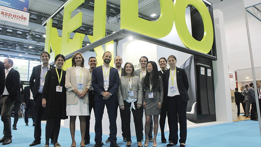 El equipo de Kaleido en Breakbulk Europe 2019. Desde la izquierda: V&iacute;ctor Fern&aacute;ndez, Ana de Prado, Beatriz Alvarado, Cundi Rodr&iacute;guez, Xoan Mart&iacute;nez (director general), David Puga, Paula Alonso, Juan Campos, Jiahui Huang, Carmen Gonz&aacute;lez, Daniela Silva. Foto J.P.