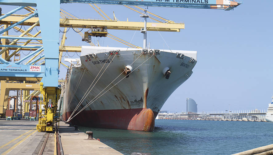 El buque &quot;Skiathos I&quot; de Marfret escala por primera vez en Barcelona