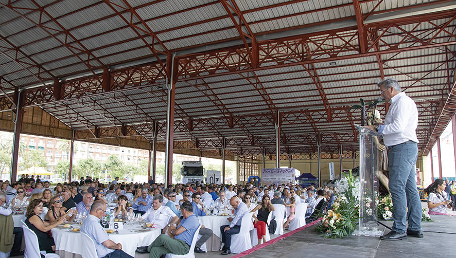 Carlos Prades: &ldquo;La fuerza y la uni&oacute;n van a ser decisivas para el futuro del sector del transporte terrestre&rdquo;