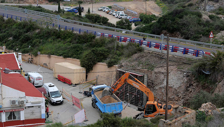 El nuevo muro de contenci&oacute;n de Cala Cortina mejorar&aacute; la seguridad de la zona