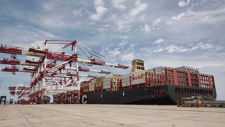 El tr&aacute;fico de cabotaje representa el 14,71%, con un total de 8.249.326 TEUs movidos hasta octubre de 2019. Foto J.J.M.