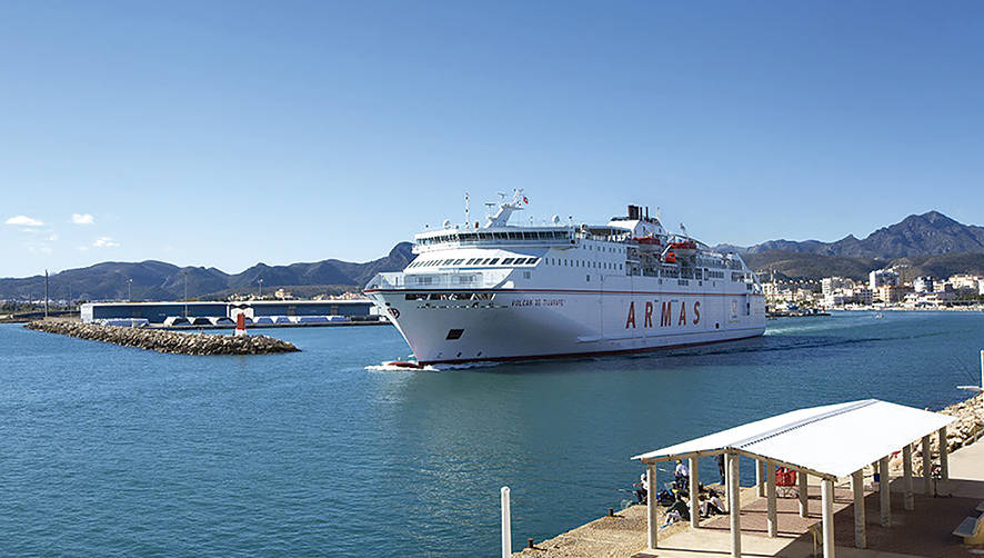 La misi&oacute;n comercial ten&iacute;a previsto zarpar del puerto de Gandia en el &ldquo;Volc&aacute;n de Tijarafe&rdquo;, que opera diariamente la l&iacute;nea Gandia-Ibiza-Palma.