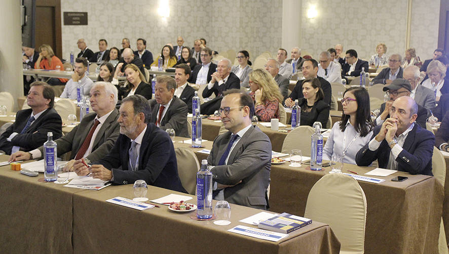 M&aacute;s de 150 profesionales se dieron cita del 17 al 19 de octubre en el XVII Foro Aduanero celebrado en el hotel NH Palacio de la Merced de Burgos. Foto J.P.