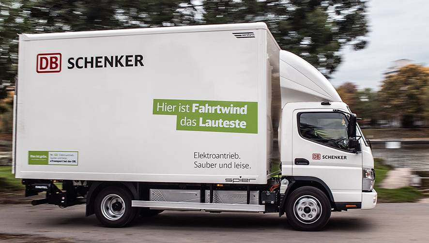 DB Schenker incorpora 36 veh&iacute;culos FUSO eCanter a su flota el&eacute;ctrica&nbsp;