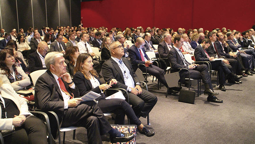 Bilbao y su comunidad portuaria participan en la estrategia vasca de internacionalizaci&oacute;n