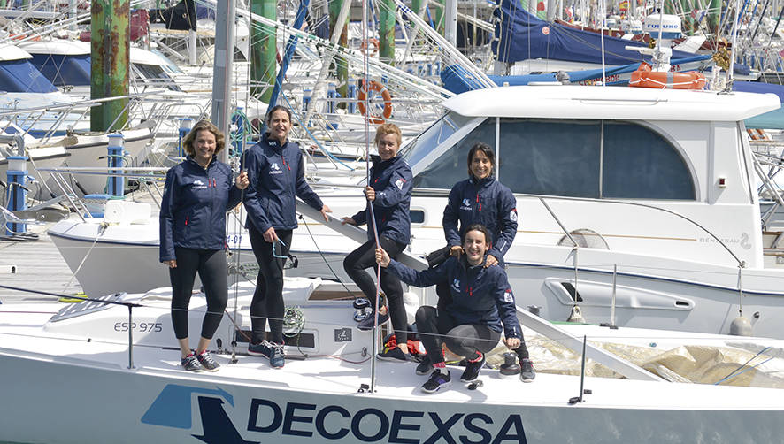 El equipo femenino de Decoexsa afrontaba la regata el fin de semana clasificado en un meritorio tercer puesto.