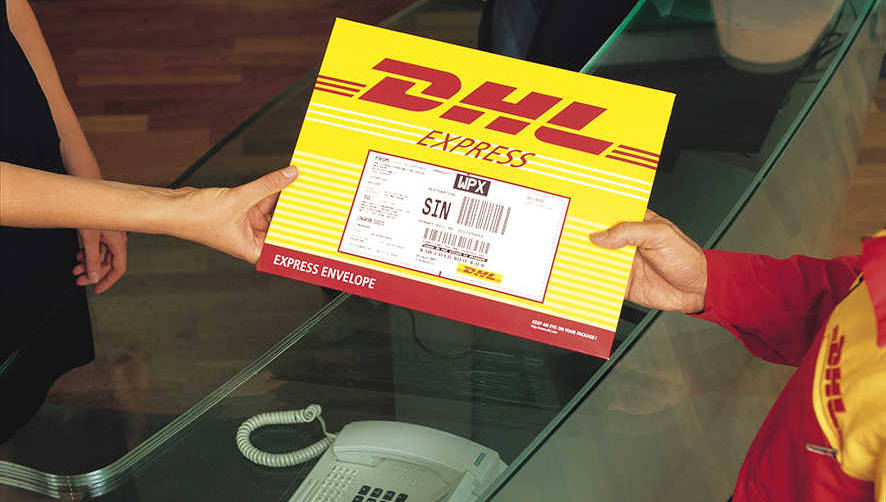 DHL desarrolla servicios que mejoran la experiencia del cliente.