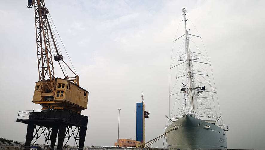 El &quot; Wind Surf&quot; escala en el Puerto de Almer&iacute;a&nbsp;