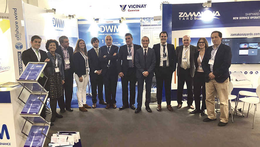 Empresas y autoridades vascas en el stand agrupado coordinado por el FMV &ldquo;Offshore Wind Energy Basque Country&rdquo; .