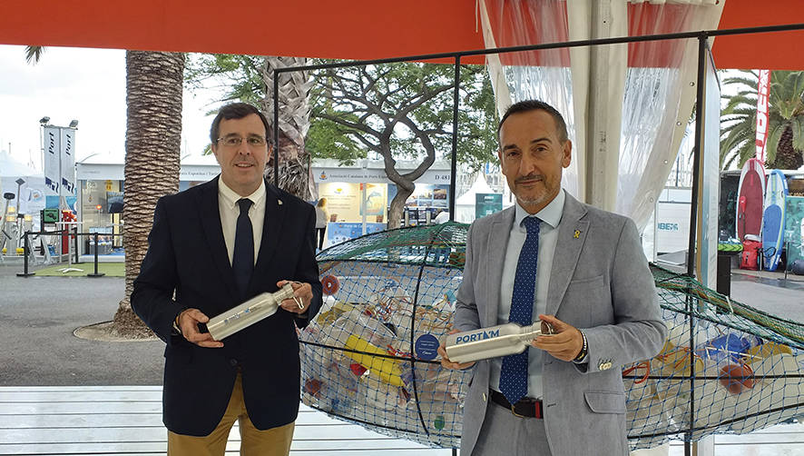 Xavier Torres, presidente de la Federaci&oacute;n Catalana de Vela; y Joan Pere G&oacute;mez, gerente de Ports de la Generalitat. Foto J.C.S.