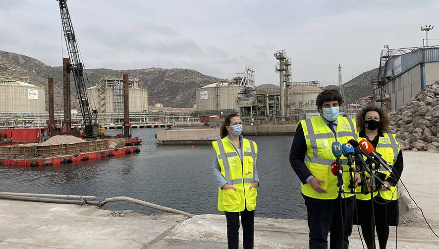 El muelle Pr&iacute;ncipe Felipe &quot;nos posicionar&aacute; como referentes en el tr&aacute;fico de combustibles sostenibles&quot;