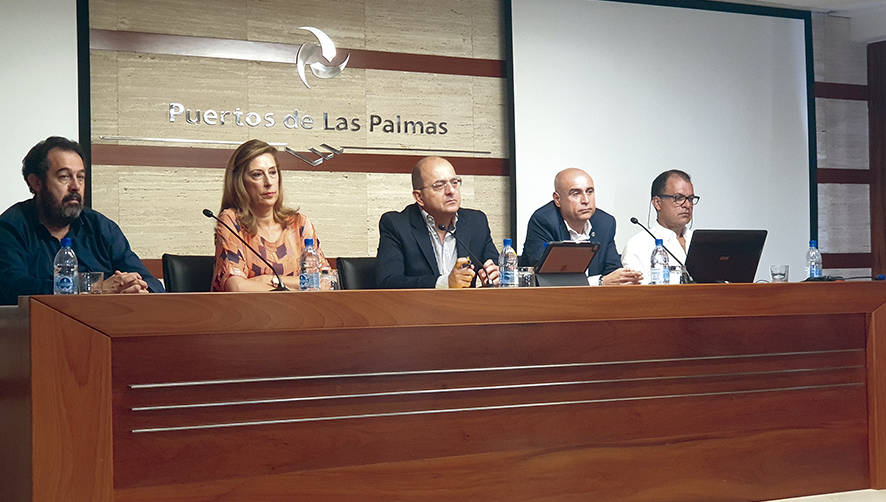 El presidente de la APLP, Juan Jos&eacute; Cardona, destac&oacute; en la presentaci&oacute;n del proyecto que los recintos portuarios de Las Palmas son de los m&aacute;s seguros del pa&iacute;s.