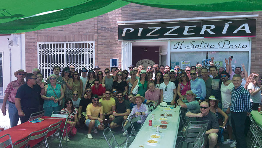 Ambiente festivo en las fiestas del Grao de Castell&oacute;n