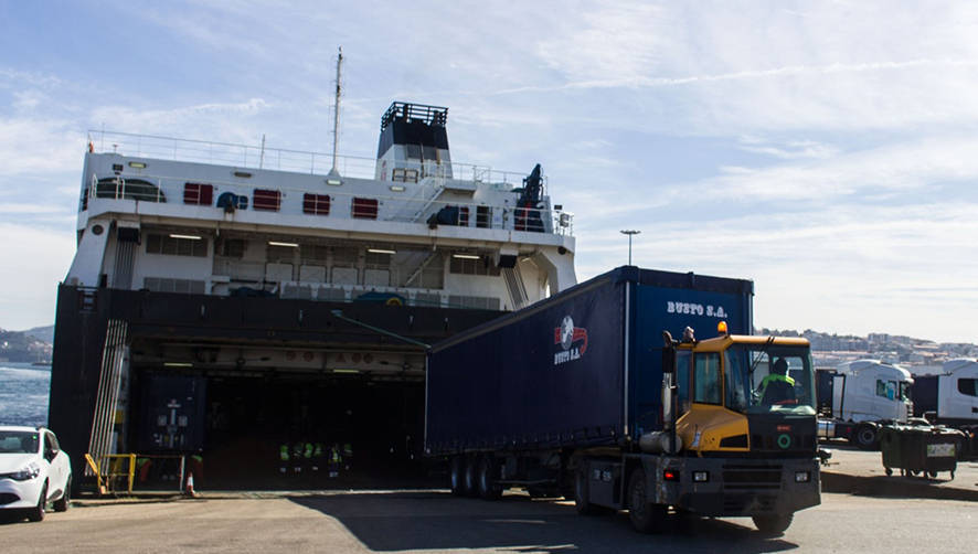 El servicio ro-ro T&aacute;nger-Barcelona de Suardiaz supera los mil semirremolques en tres meses.