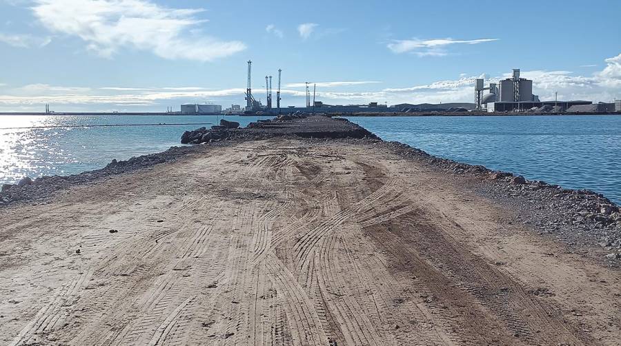 PortCastelló finaliza las obras de la mota de cierre de la Dársena Sur