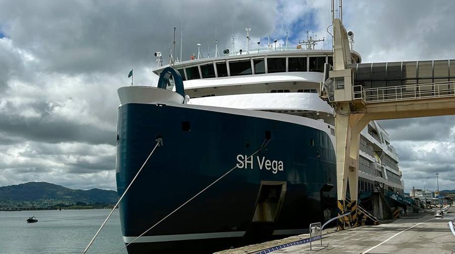 El puerto de Santander acoge por primera vez el crucero de lujo “SH Vega”