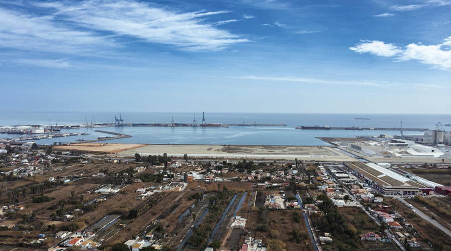 La Autoridad Portuaria de Castellón ha finalizado la construcción de la estación de almacenamiento y clasificación en la Dársena Sur.