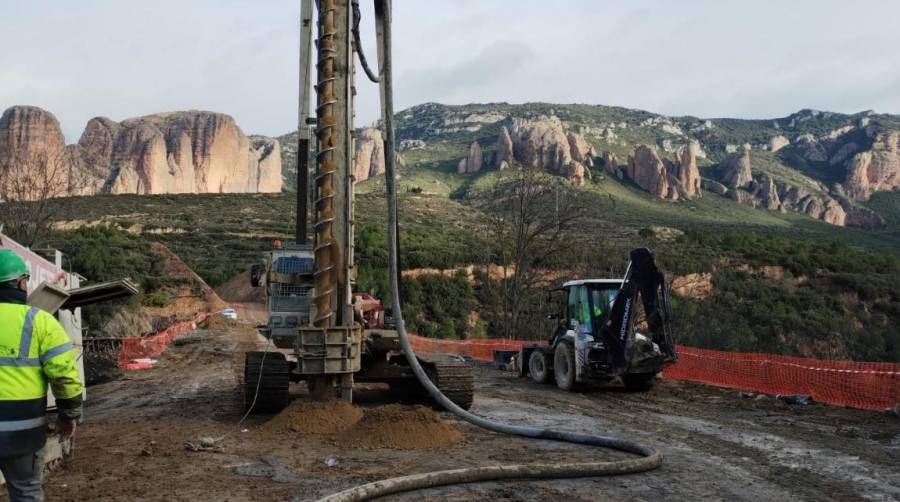 Las obras serán realizadas por la UTE integrada por Sistemas y Montajes Industriales y Siemens Rail Automation.