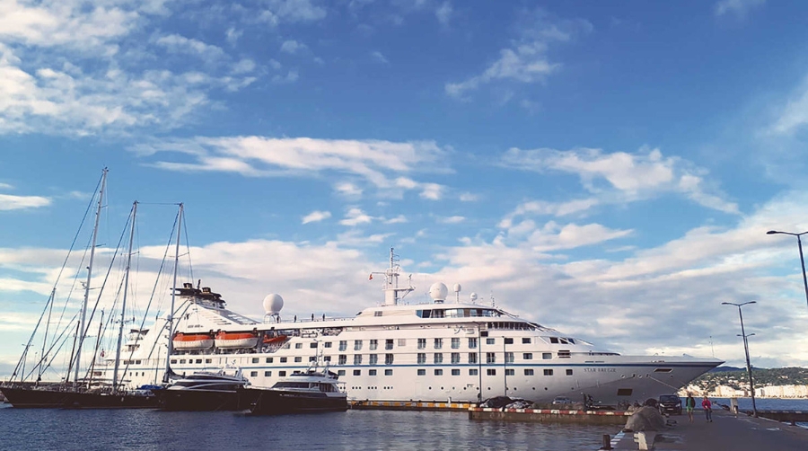 El &ldquo;Star Breeze&rdquo; puso punto y final a la excelente temporada de cruceros 2018 del puerto de Palam&oacute;s el viernes.