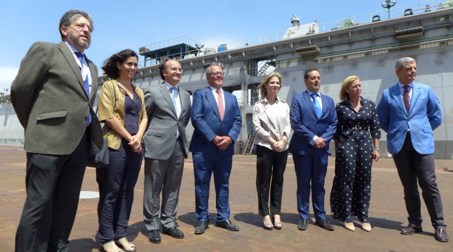 Algeciras acoge el bautizo del nuevo dique flotante de Cernaval&nbsp;