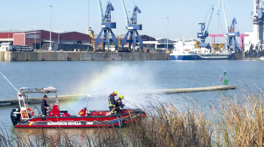 El 15 de febrero el Puerto de Sevilla fue el escenario de un primer simulacro contra incendios en el espacio autorizado