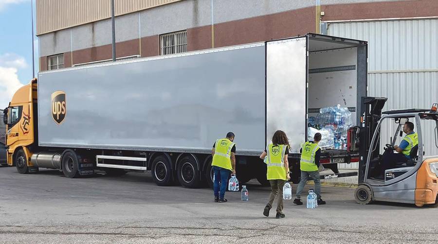 UPS envía 20 camiones con suministros para los afectados por la DANA