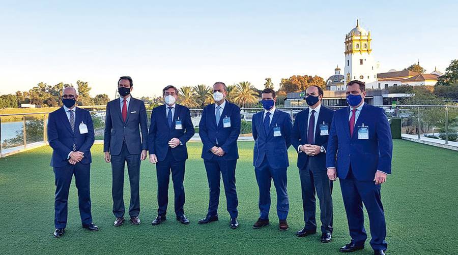 De izquierda a derecha: Luis L&aacute;zaro, Felipe Medina, Rafael Carmona, Gabino Diego, Javier Copano, Gerardo Landaluce y Bernardino Copano.