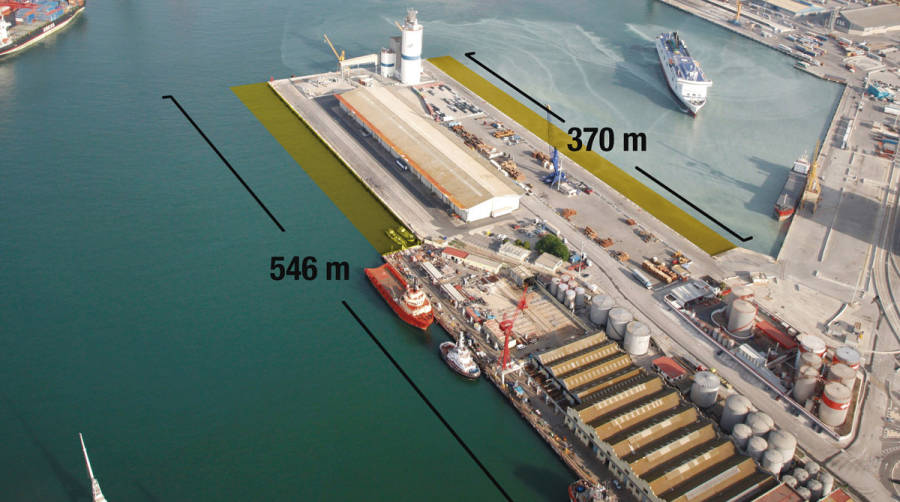 El proyecto contempla la creaci&oacute;n de dos nuevos muelles en el Espig&oacute;n del Turia del Puerto de Valencia. Infograf&iacute;a: Ra&uacute;l Molina.