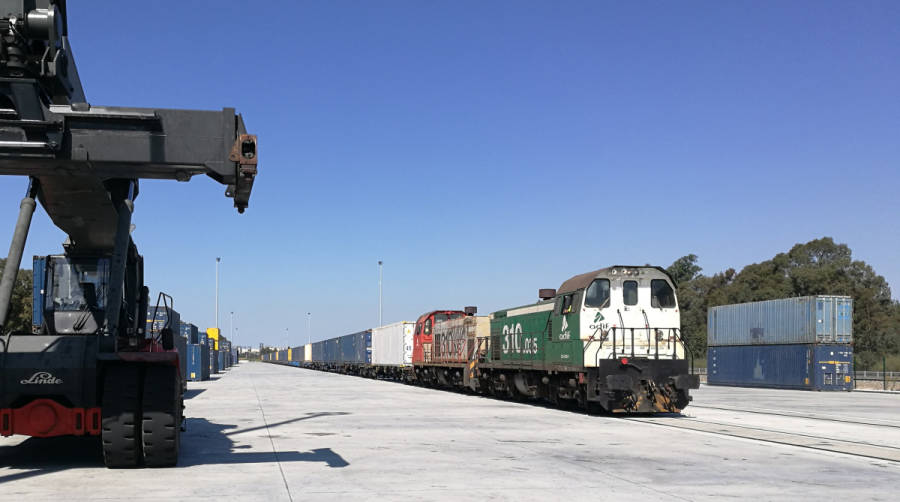 Puerto de Huelva se posiciona en el mercado como&nbsp;plataforma intermodal del sur Atl&aacute;ntico