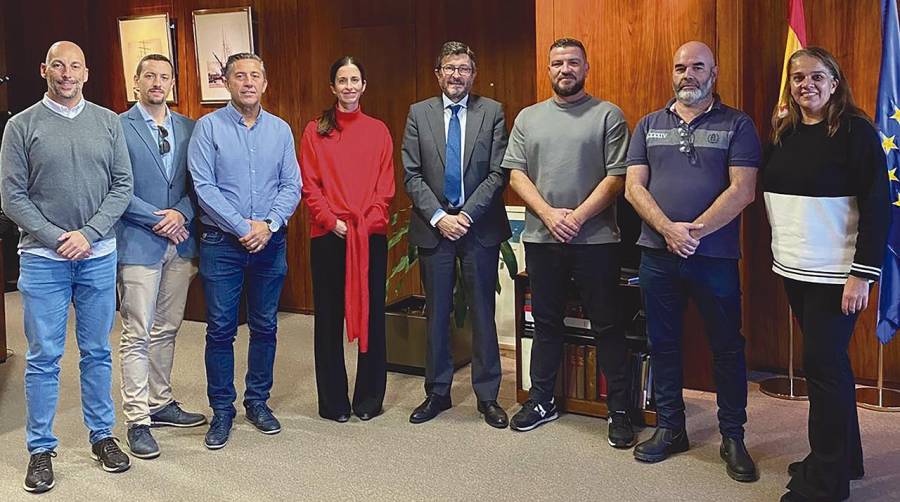 Coordinadora y Puertos del Estado avanzan en las condiciones de los trabajadores de las autoridades portuarias