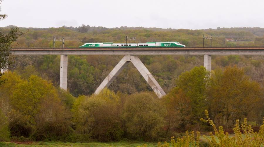 Adif AV impulsa las obras del acceso ferroviario al Puerto Exterior de A Coruña