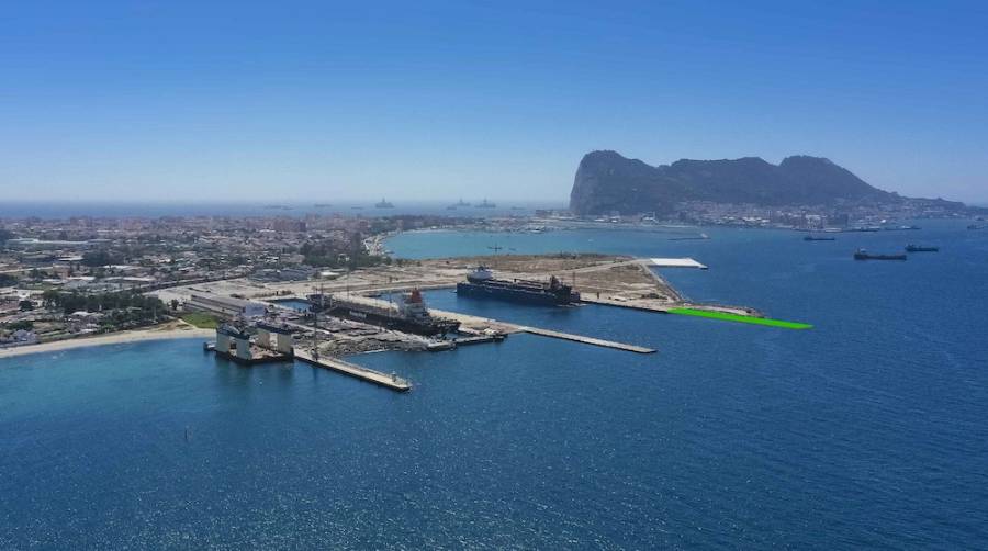 La ampliaci&oacute;n del citado muelle (marcado en verde) permitir&aacute; reforzar la protecci&oacute;n de la d&aacute;rsena interior.