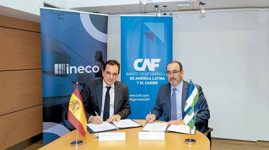 Sergio Vázquez Torrón, presidente de Ineco, junto al presidente ejecutivo de CAF, Sergio Díaz-Granados.