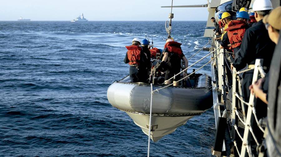 Las fuerzas armadas de Estados Unidos mantienen su presencia en la región del Mar Rojo.