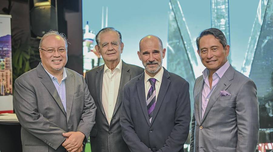 El Puerto de Algeciras presenta la primera misión comercial con destino Filipinas