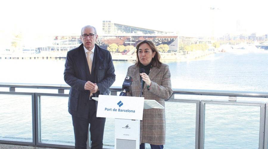 José Alberto Carbonell, presidente de Port de Barcelona, y Sílvia Paneque, consellera de Territori. Foto M.V.