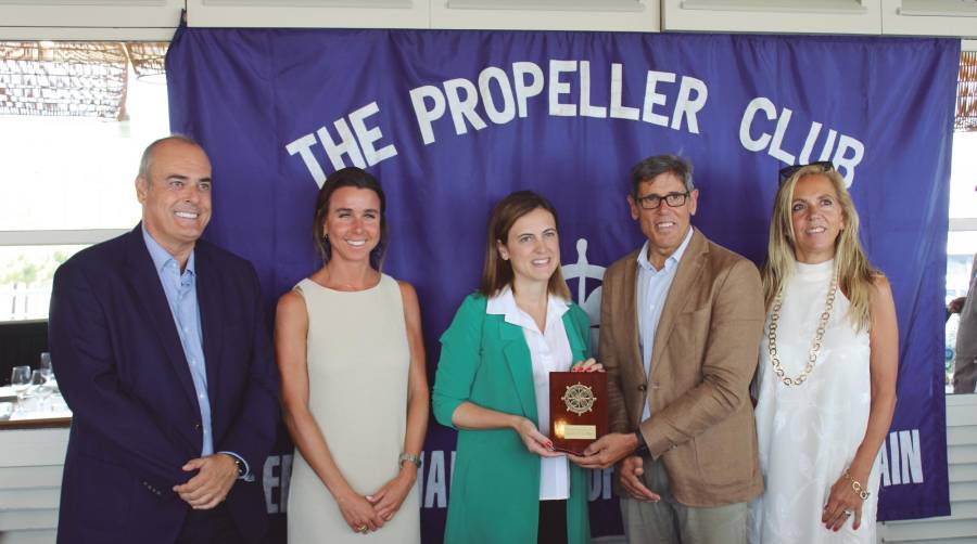 Karlos Martínez, tesorero del Propeller Club; Ariadna Arola; Alba Carré, CEO de Calsina Carré; Gonzalo Sanchís, presidente de Propeller; y Mónica Quintana. Foto M.V.