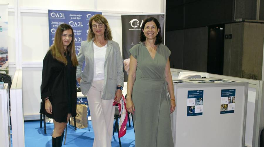 Josune Ballester, directora de Formación; Rosa Ibáñez, directora de Marketing y Comunicación y la directora de ADL, Eva Mira.