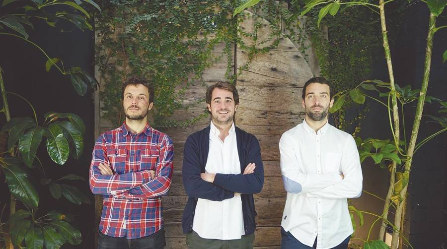 Joaquim Sant, Adrià Cortés y Joan Tresserras, cofundadores de Amphora Logistics.