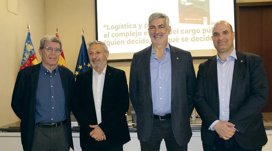 Sesión informativa Diario del Puerto-Presentación “El Cese”