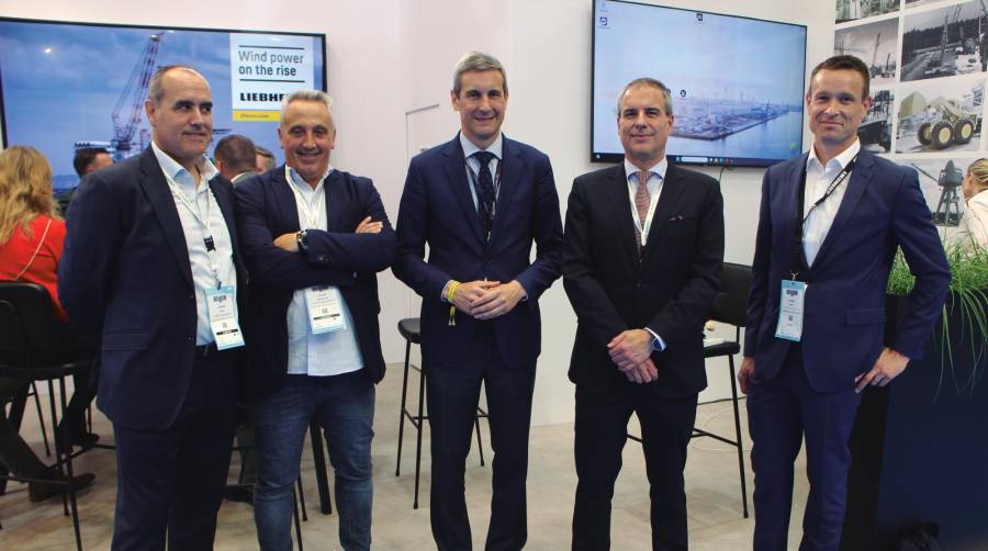 SLP y Liebherr muestran su buena sintonía en Breakbulk Europe