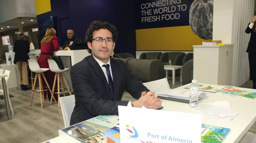 Fabio Laborda-Ortega, gerente de la Fundación Bahía Almeriport. Foto B.C.