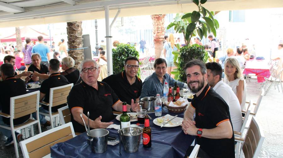 La comunidad logística de Castellón se reúne en las Paellas de San Pedro