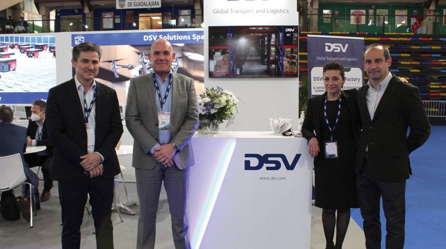 DSV presenta su almacén robotizado