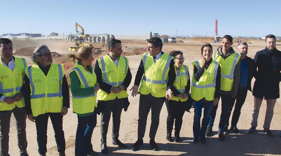 El president de la Generalitat ha asistido a la inauguración de las obras de la plataforma intermodal. Foto J.C.P.