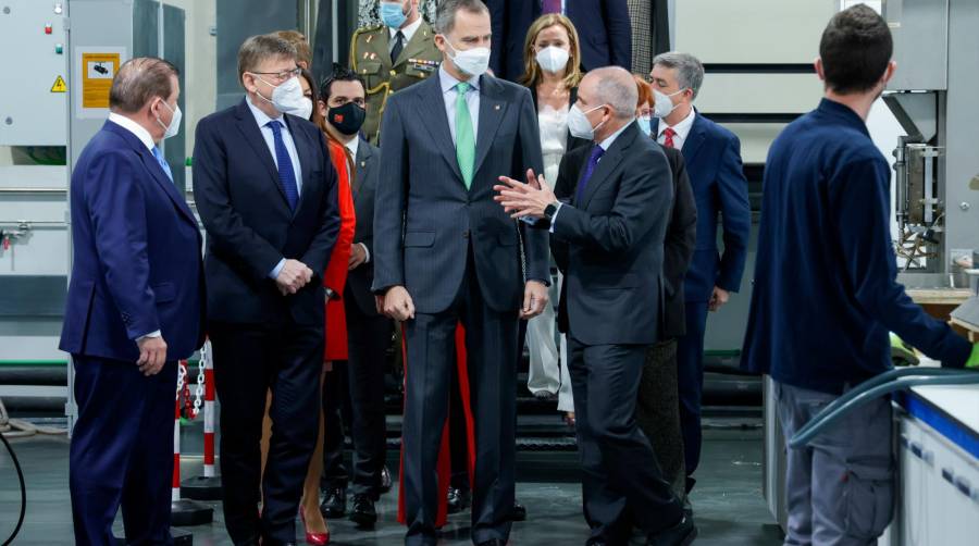 Felipe VI visita el centro de Itene en su 25 aniversario